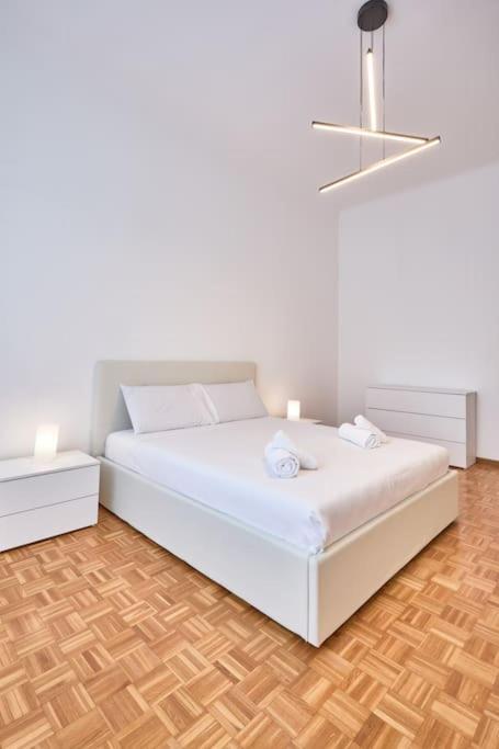 Lenny'S Central Apartment Милано Екстериор снимка