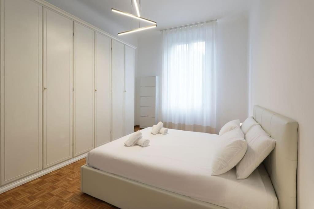Lenny'S Central Apartment Милано Екстериор снимка